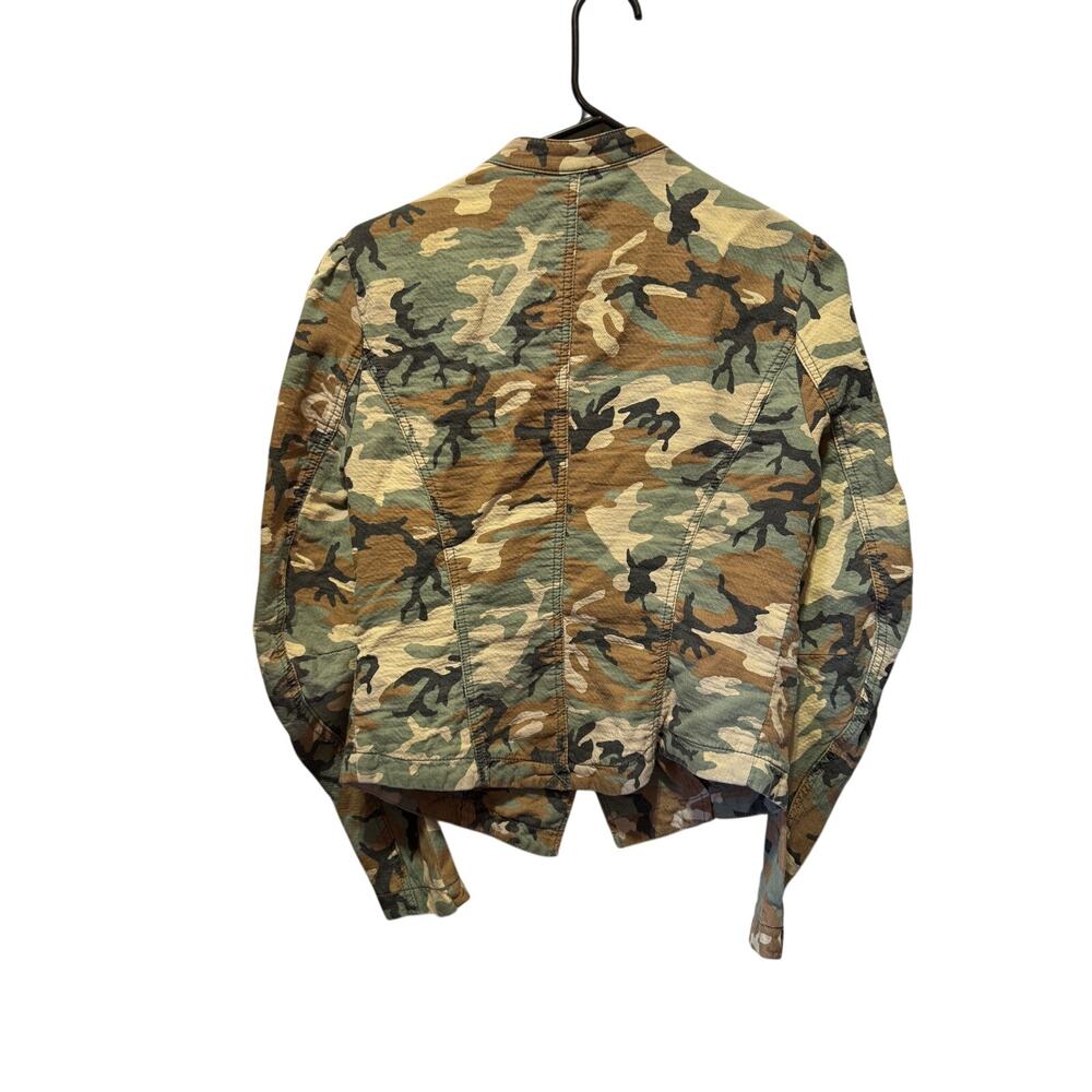 Free People Collarless Fitted Long Sleeve Camo Blazer/Jacket Size 6 - Picture 2 of 12